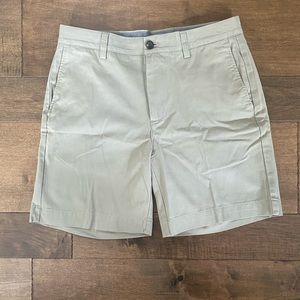 Light colored Khaki Shorts